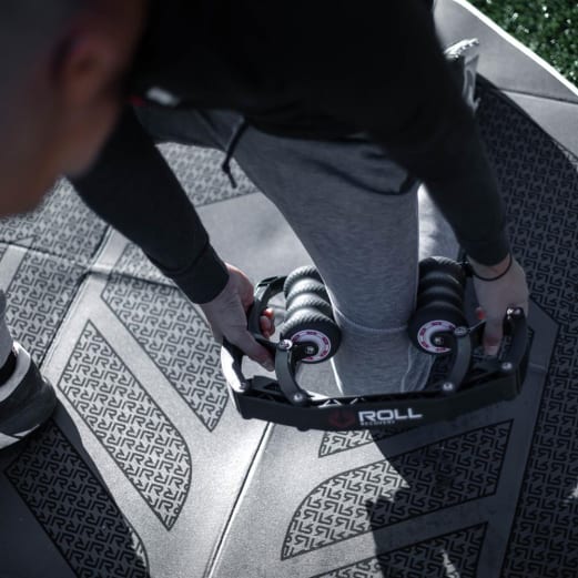 ROLL RECOVERY R８ 黒 ロールリカバリーアール８ Amazon.com: ROLL Recovery R8 (Carbon Black) - Deep Tissue